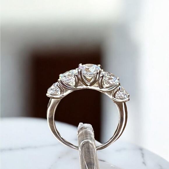 NEW 925 Sterling Silver 5 Stone Anniversary Engagement Ring size 9 - Picture 3 of 11